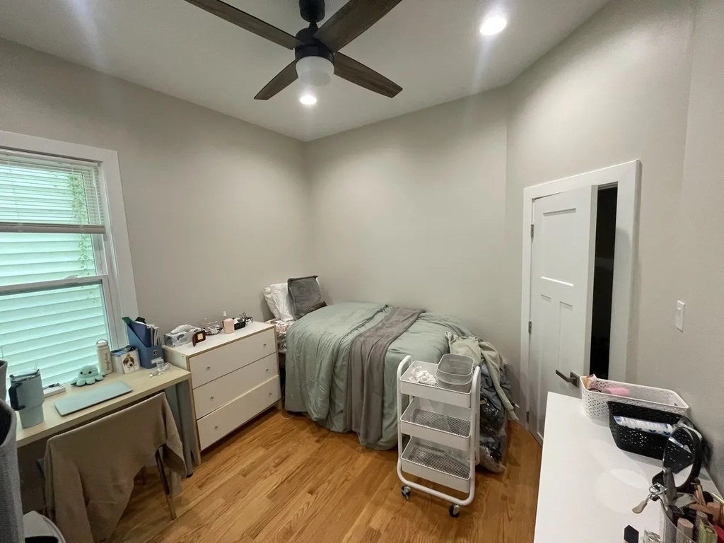 1119 Garnett Place - Photo 11