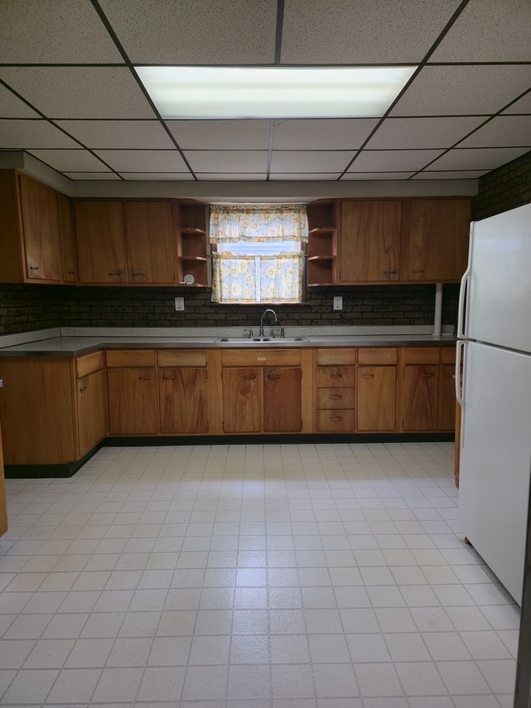 121 Davis Avenue - Photo 6