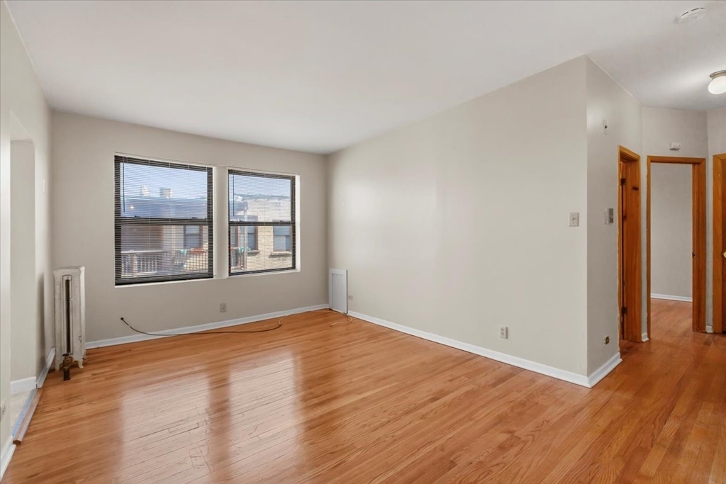 1934 E 74th Street - Photo 2
