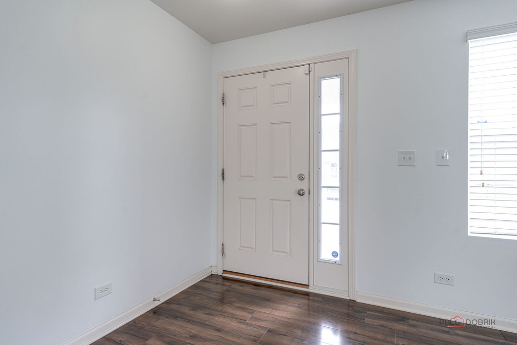 202 Minuet Circle - Photo 2