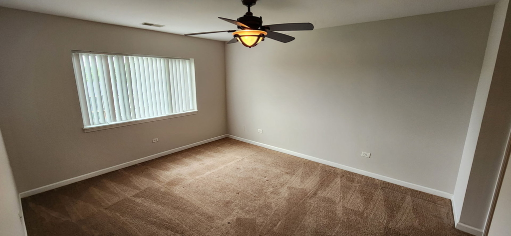 5119 W 159th Street - Photo 4