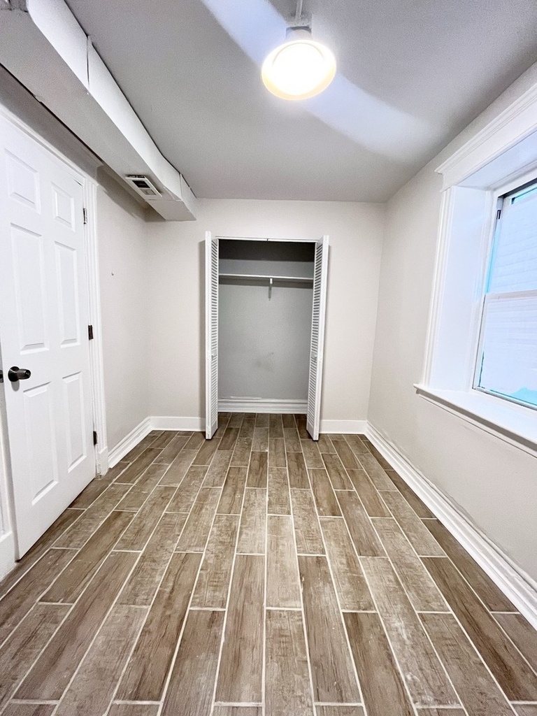 2512 S Trumbull Avenue - Photo 5
