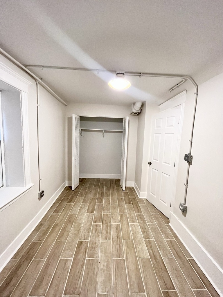 2512 S Trumbull Avenue - Photo 7