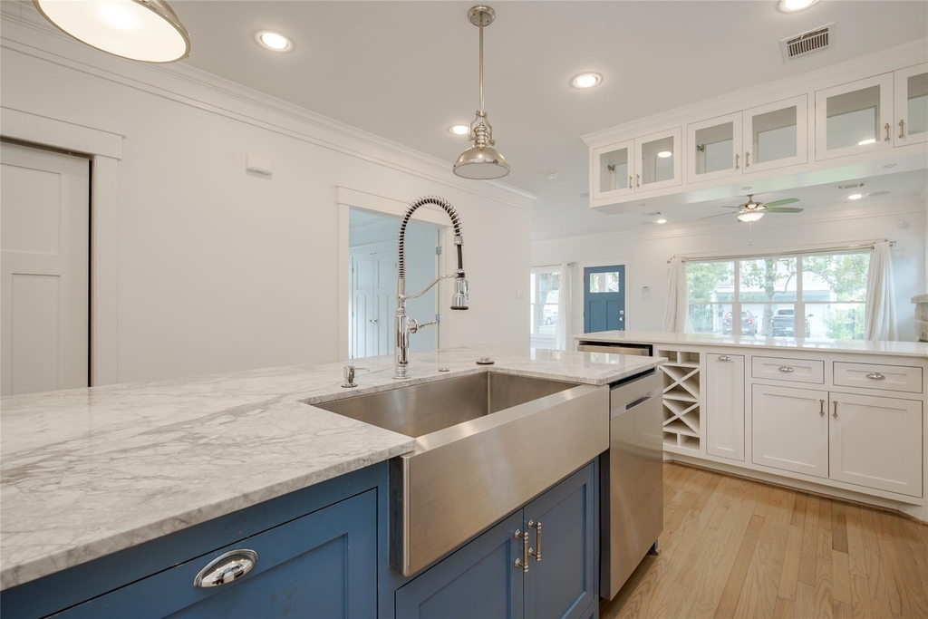 4814 Siegel Street - Photo 9