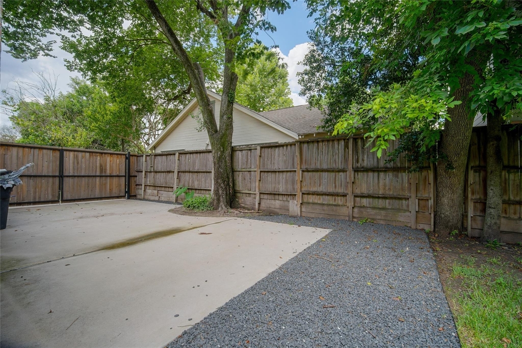 4814 Siegel Street - Photo 19