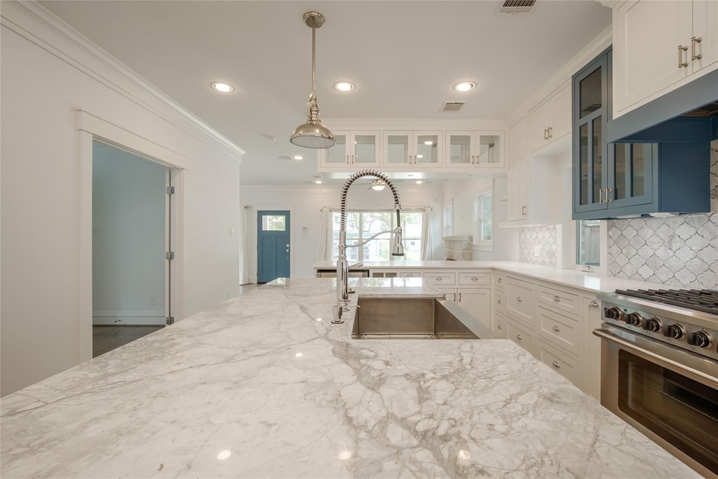 4814 Siegel Street - Photo 6