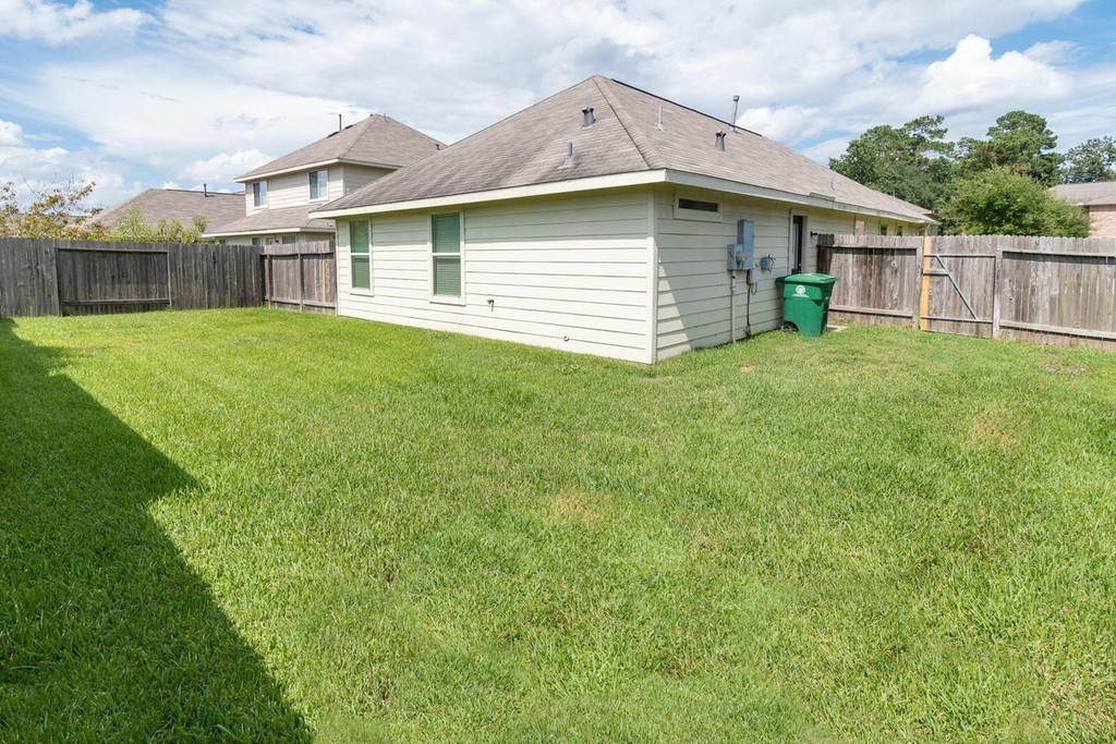 5611 Rocky Trail Drive - Photo 1