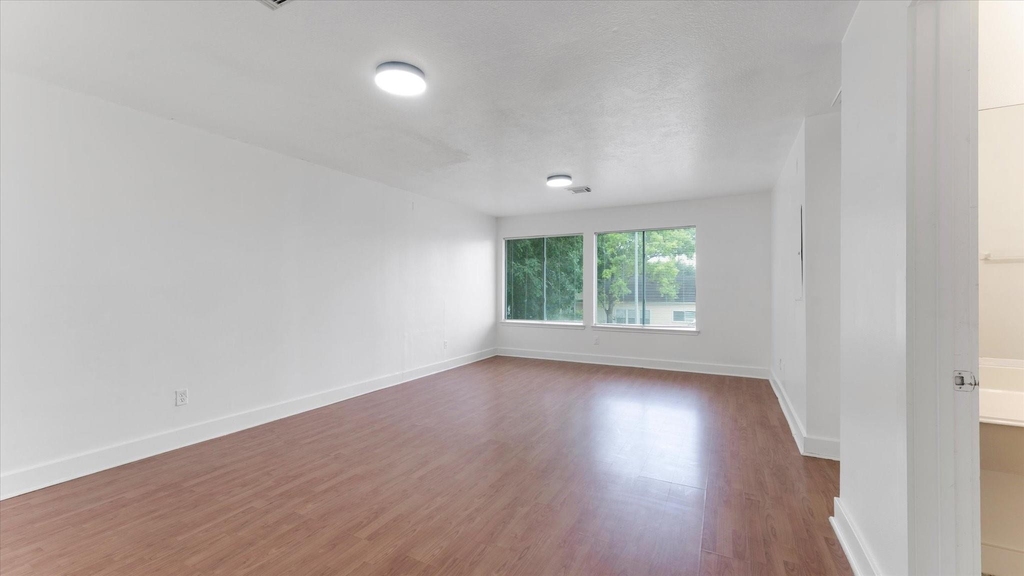 3818 W Traditions Boulevard - Photo 33