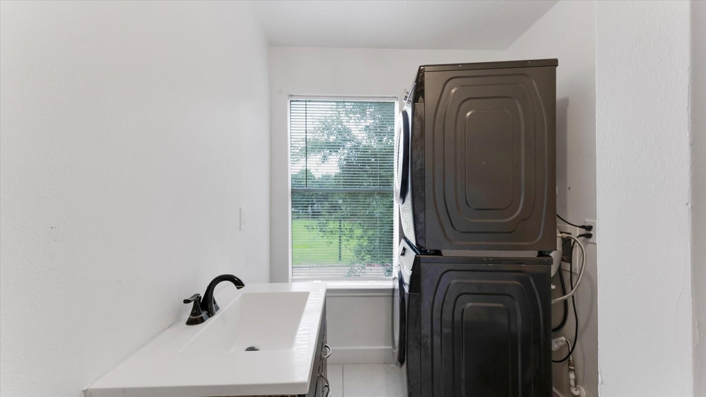 3818 W Traditions Boulevard - Photo 32