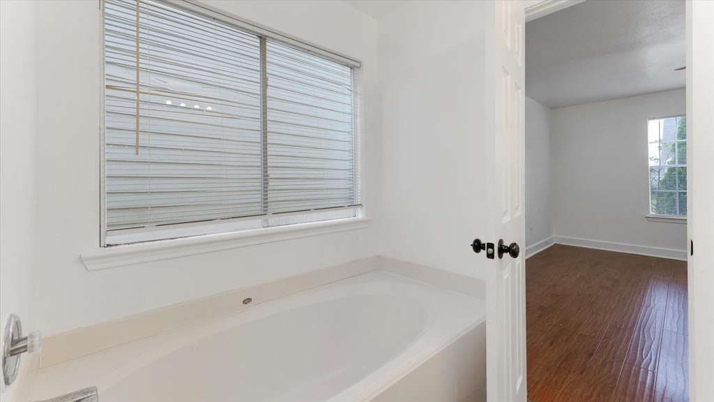 3818 W Traditions Boulevard - Photo 11