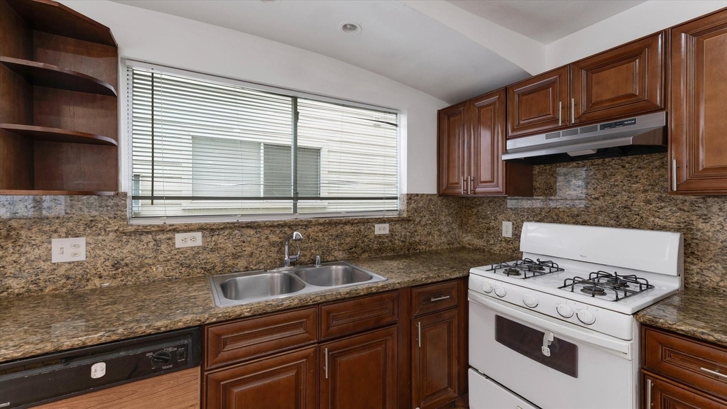 3818 W Traditions Boulevard - Photo 22