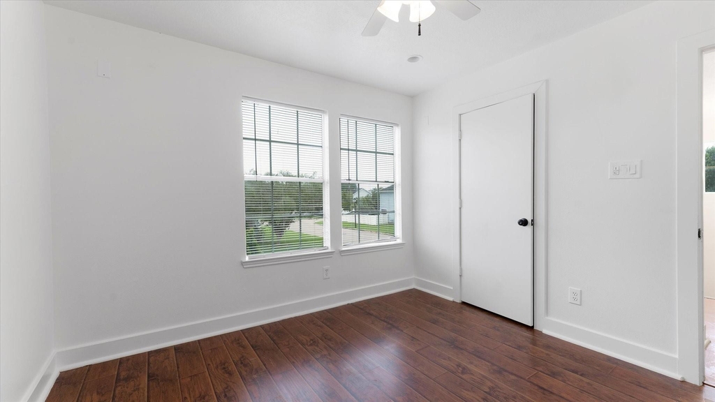 3818 W Traditions Boulevard - Photo 28
