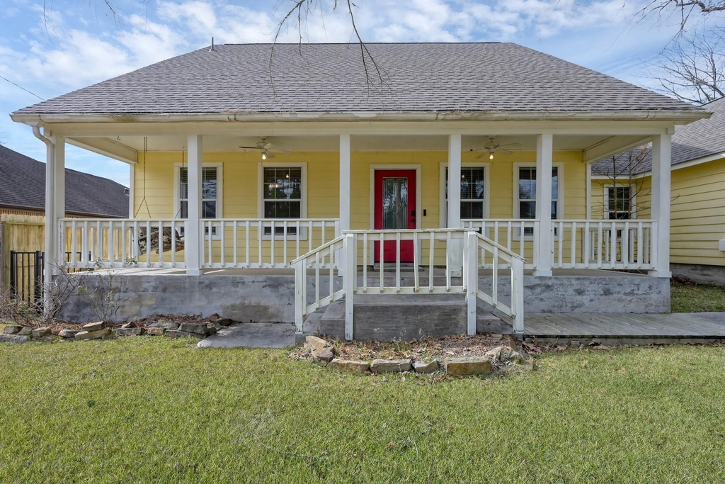 12102 Mustang Avenue - Photo 2