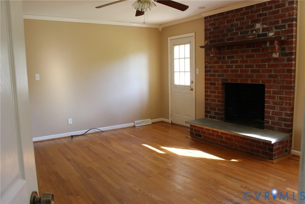 1301 Canterbury Lane - Photo 13