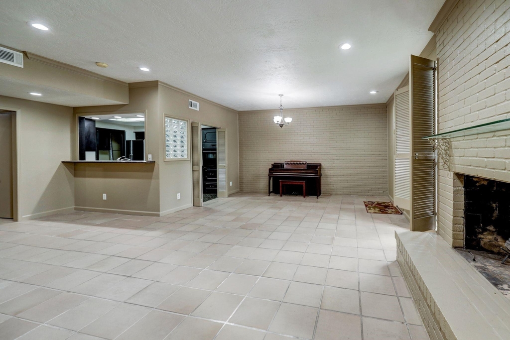 1422 Walnut Bend Lane - Photo 2