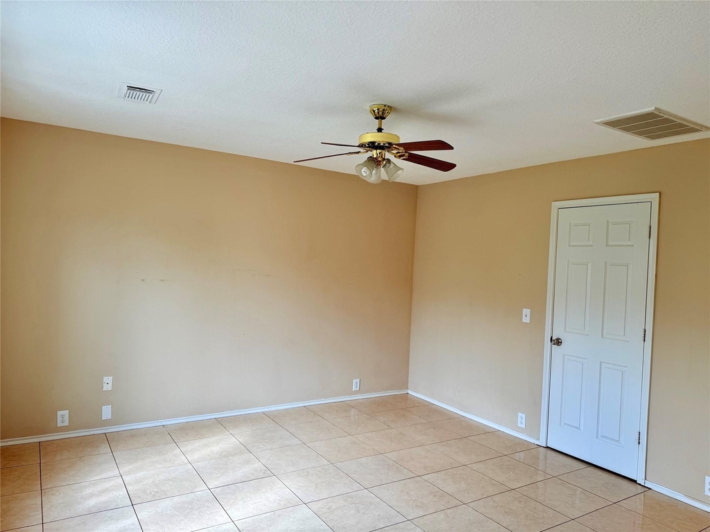 10610 Sugar Place Court - Photo 10