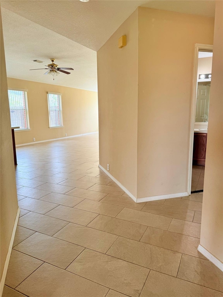 10610 Sugar Place Court - Photo 15