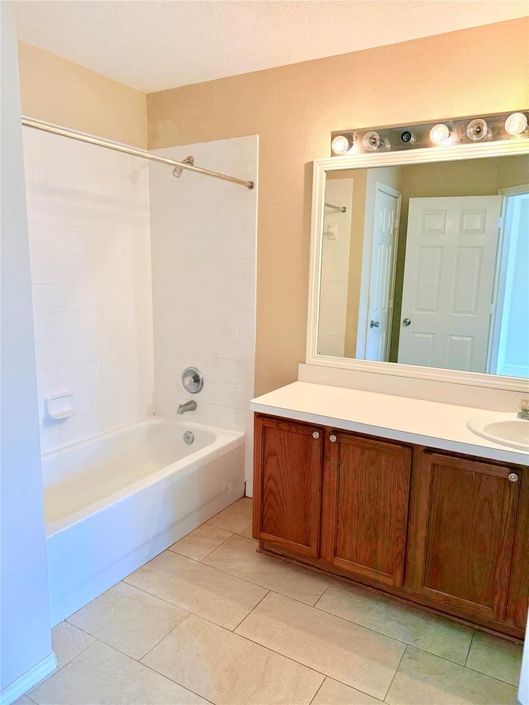 10610 Sugar Place Court - Photo 11