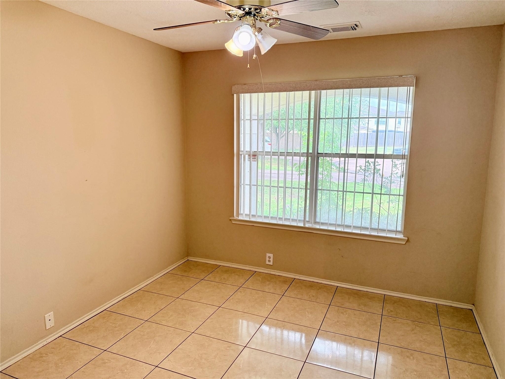 10610 Sugar Place Court - Photo 12