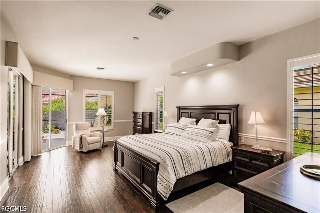 9811 Ensign Court - Photo 8
