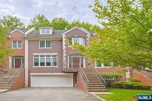 2 Candlewood - Photo 0