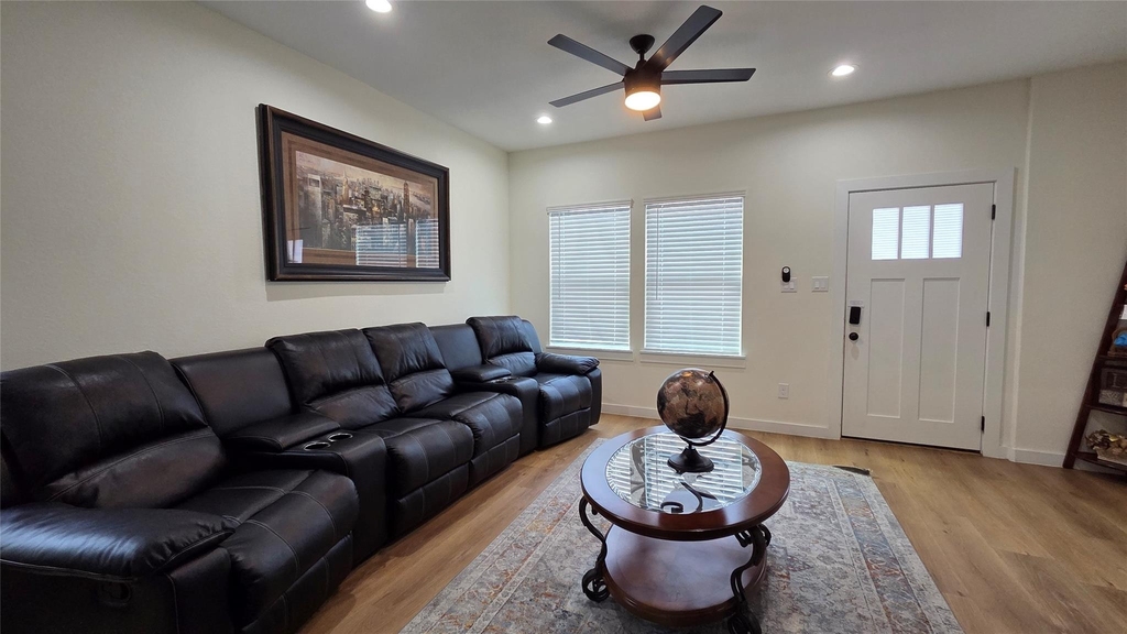 8113 Miley Street - Photo 2