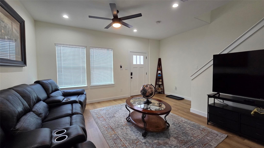8113 Miley Street - Photo 3