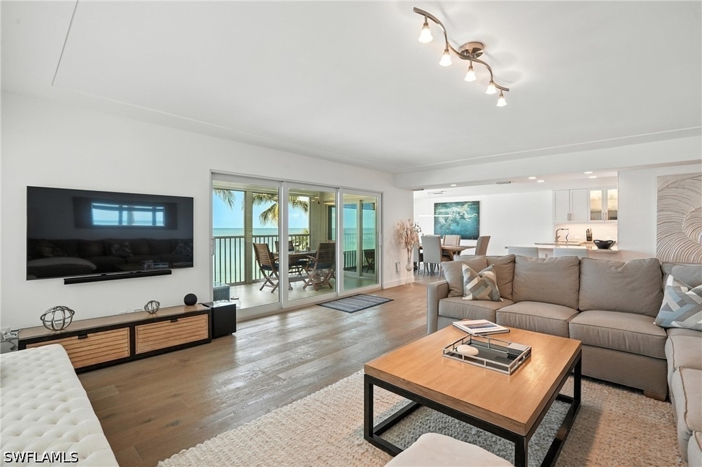 9517 Gulf Shore Drive - Photo 9