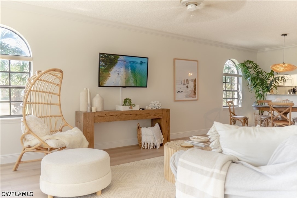 265 Deerwood Circle - Photo 4