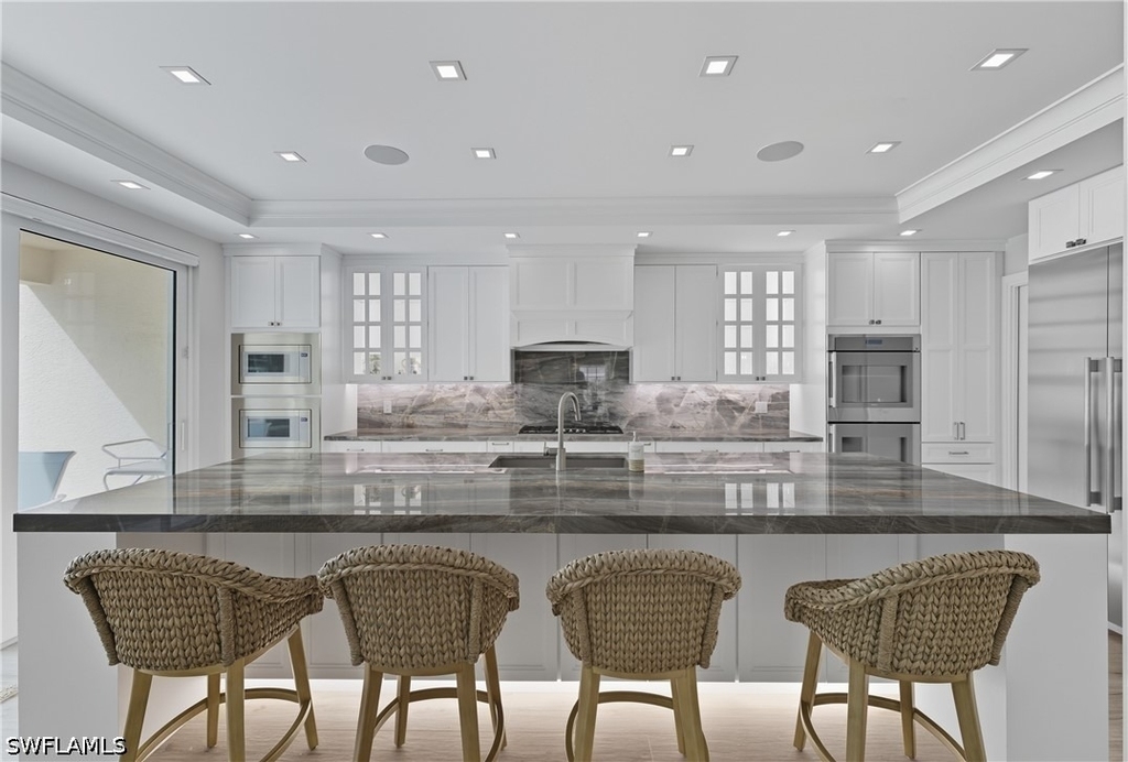 360 Carlton Place - Photo 11