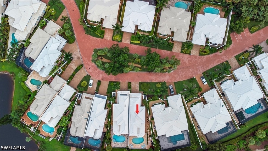 360 Carlton Place - Photo 36