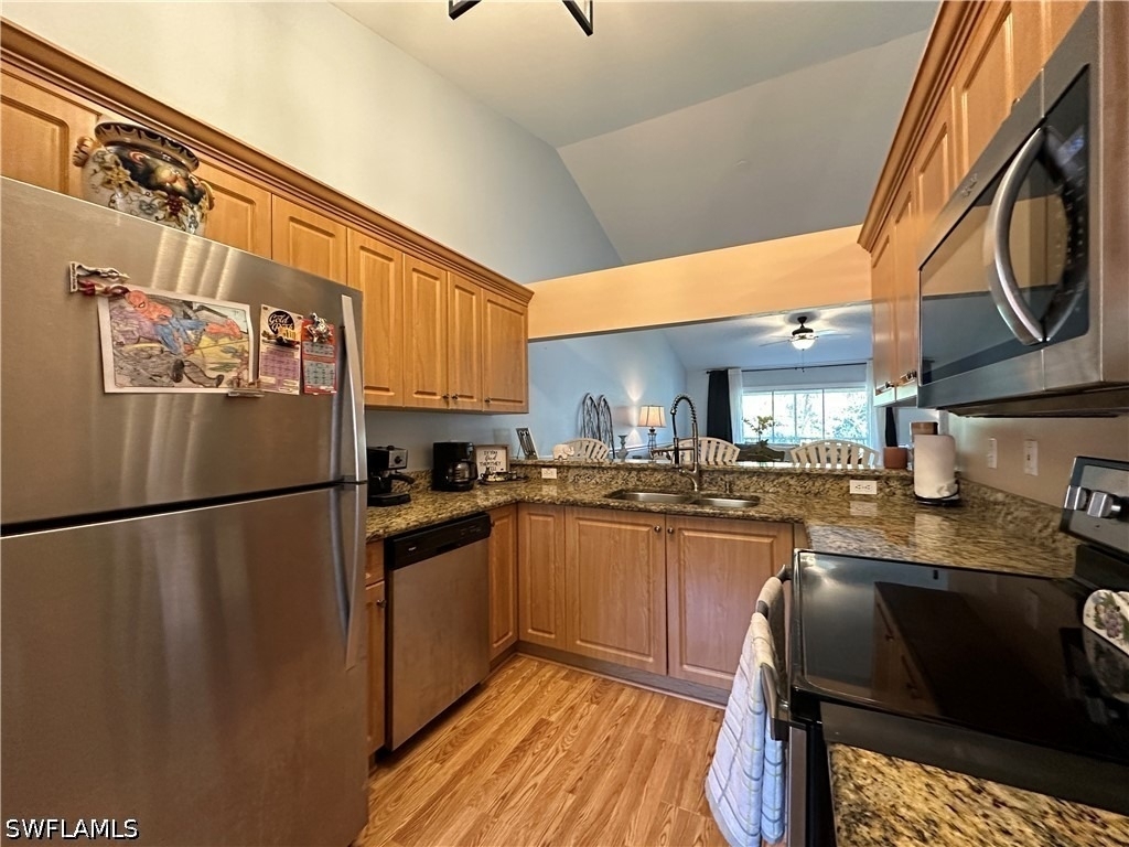 241 Robin Hood Circle - Photo 2