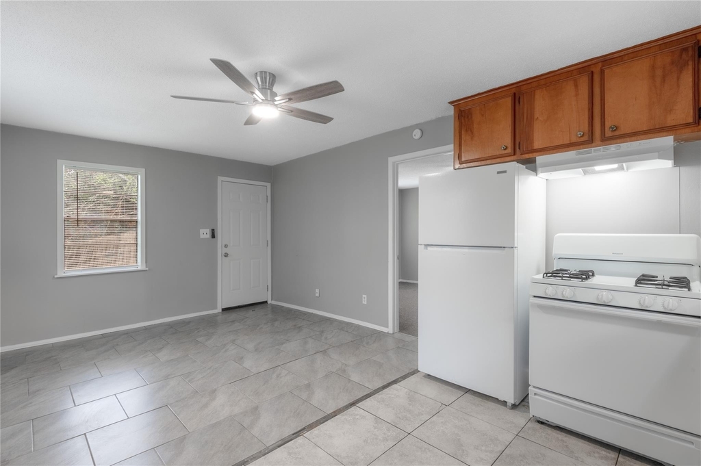 700 Gray Street - Photo 7