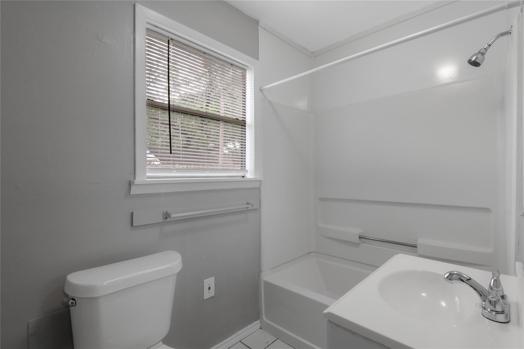 700 Gray Street - Photo 12
