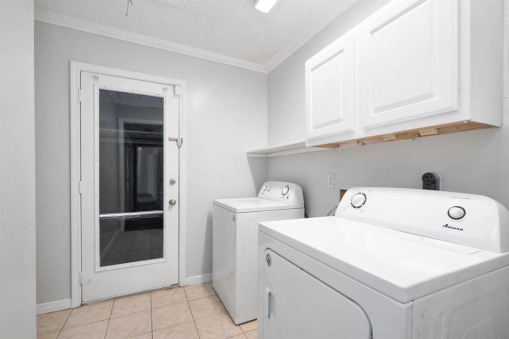 3423 Nutwood Lane - Photo 11