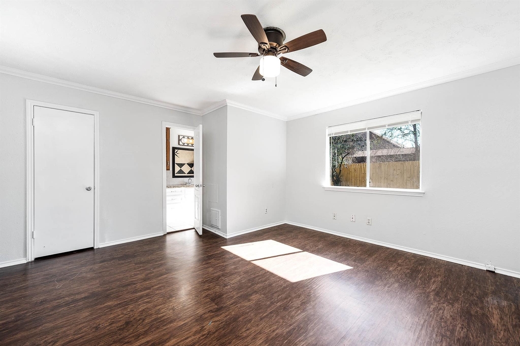 3423 Nutwood Lane - Photo 16