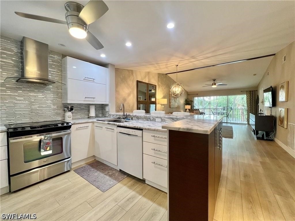 1120 Sarah Jean Circle - Photo 0