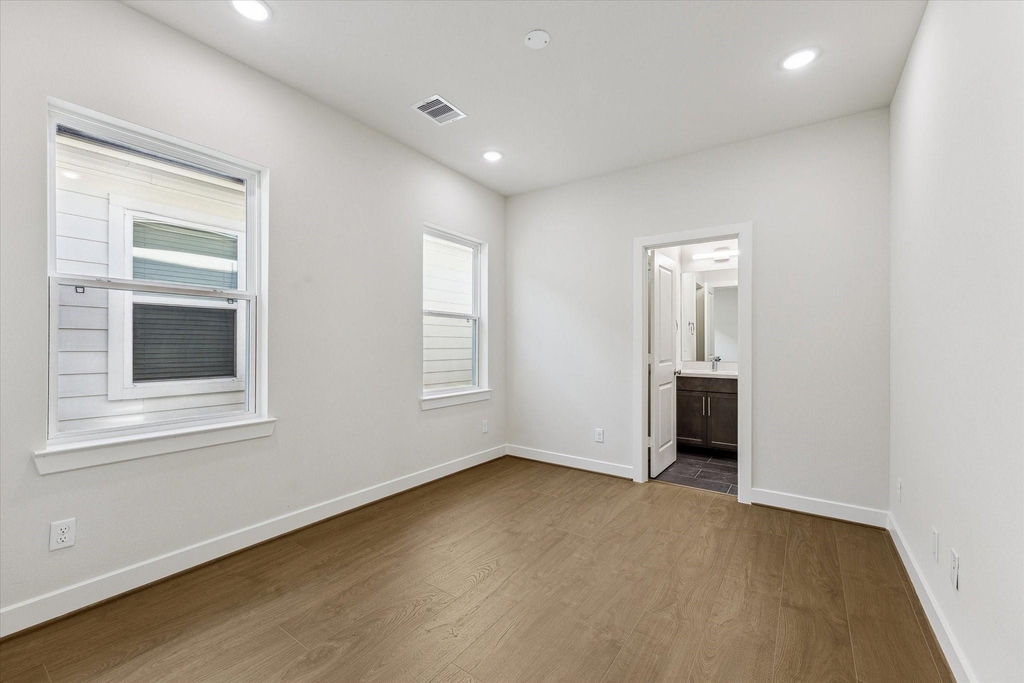 412 N Stiles Street - Photo 9