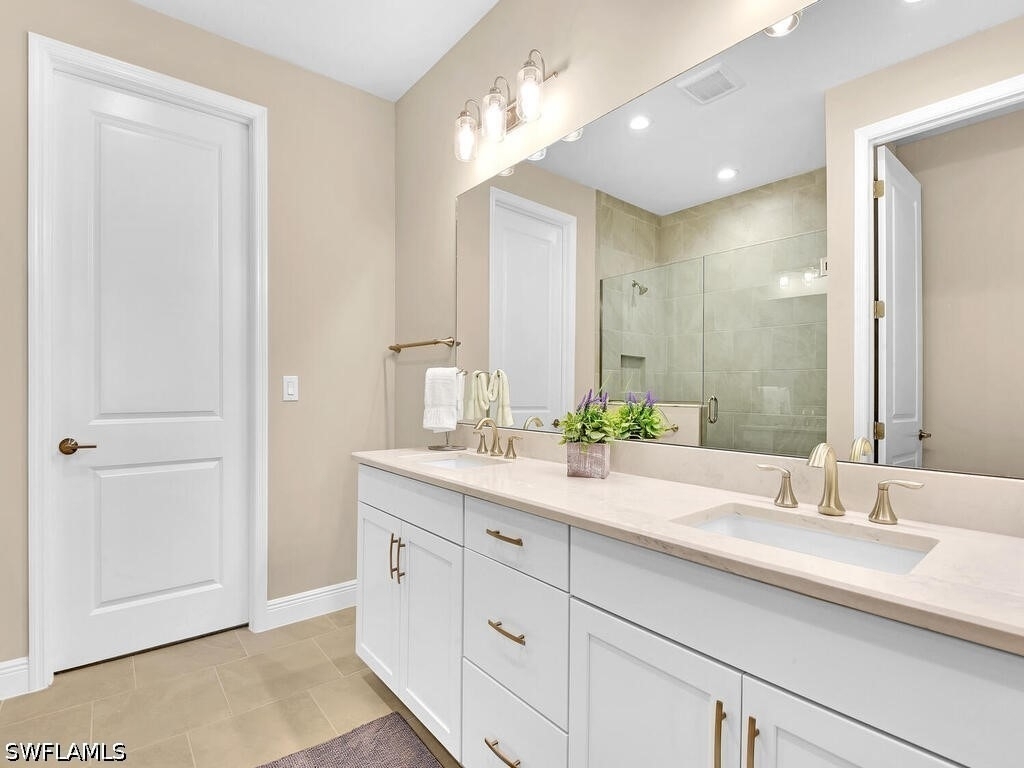 2561 Seychelles Drive - Photo 10