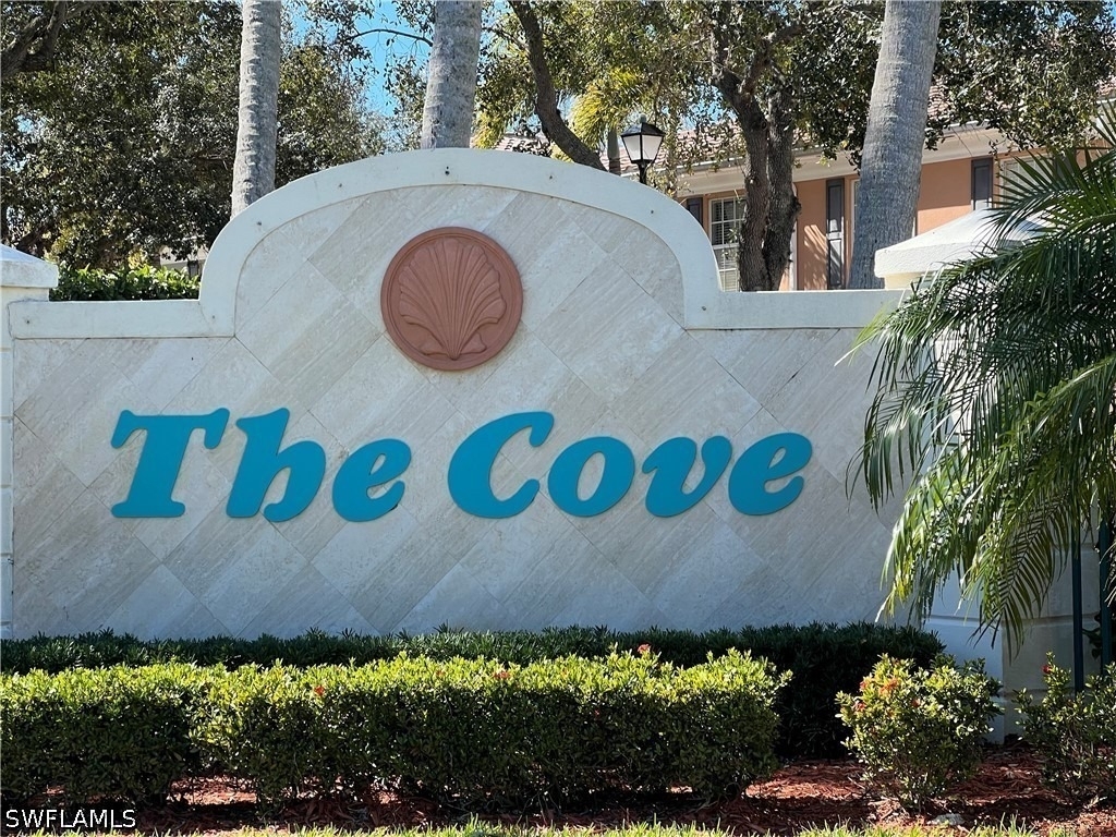 5365 Cove Circle - Photo 0
