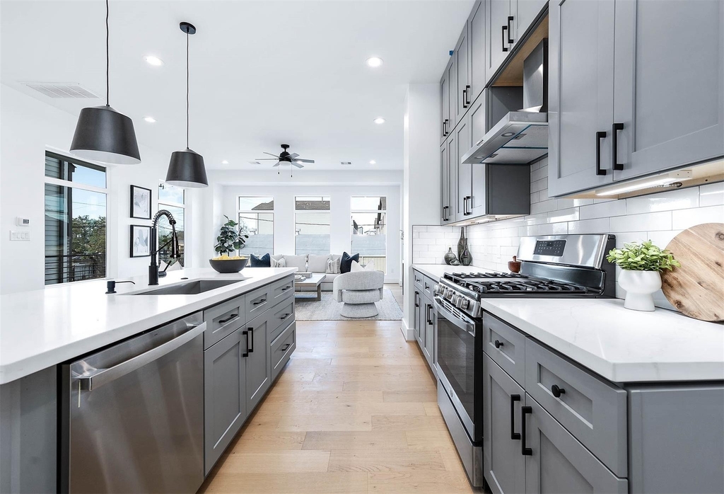 3805 Coyle Street - Photo 13