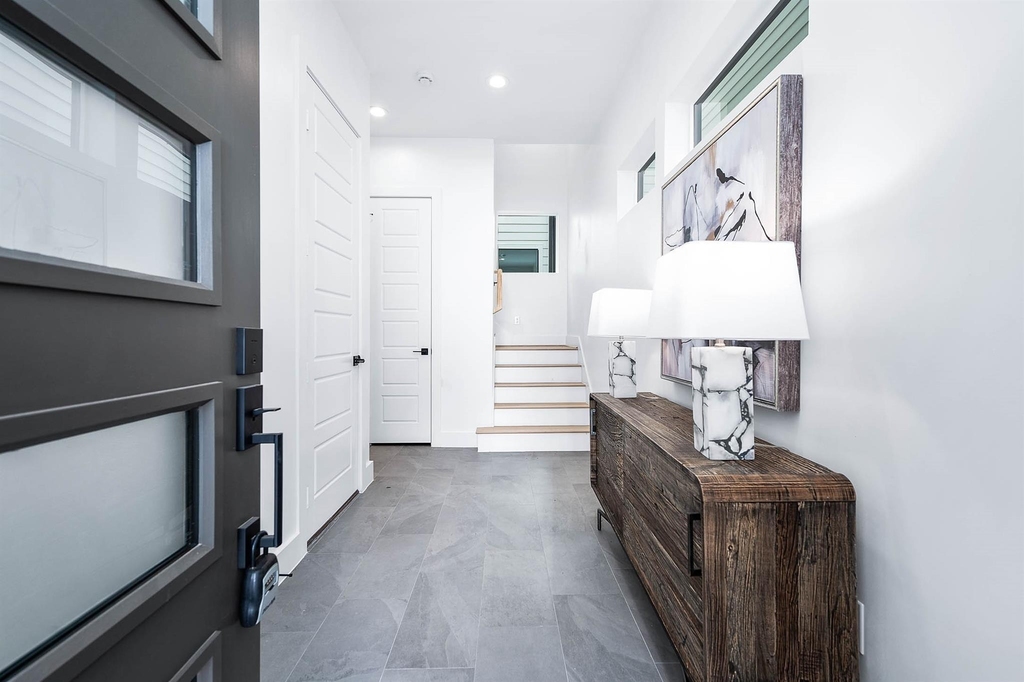 3805 Coyle Street - Photo 4