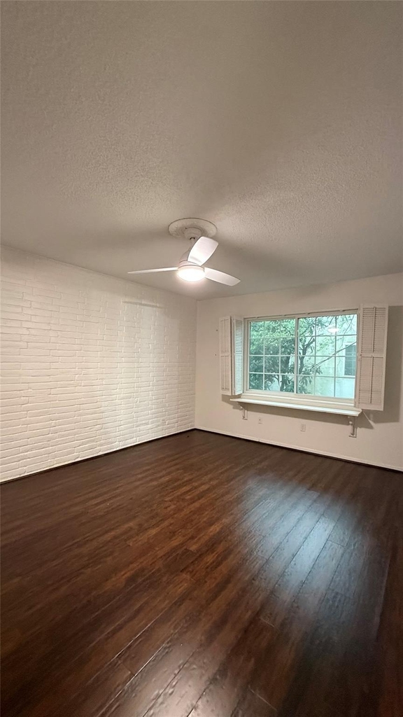 2744 Briarhurst Drive - Photo 19