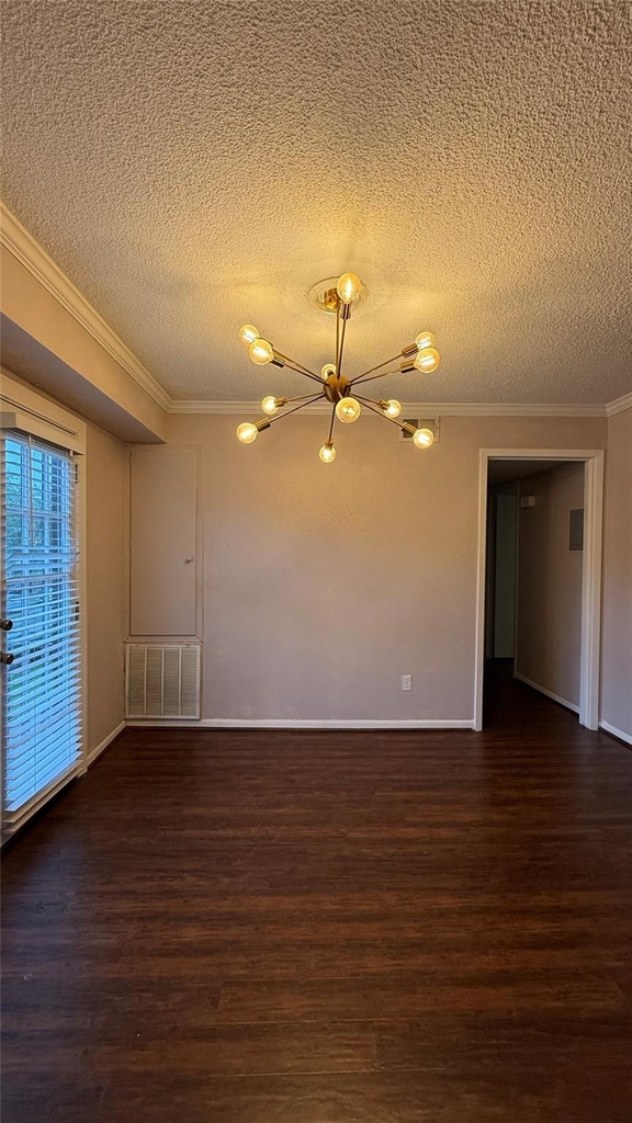 2744 Briarhurst Drive - Photo 4