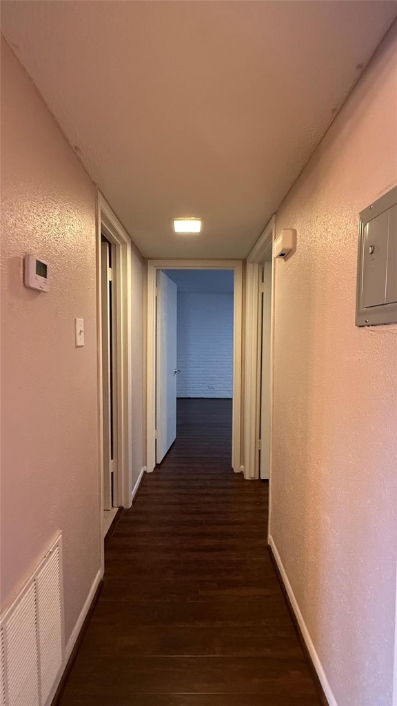 2744 Briarhurst Drive - Photo 9