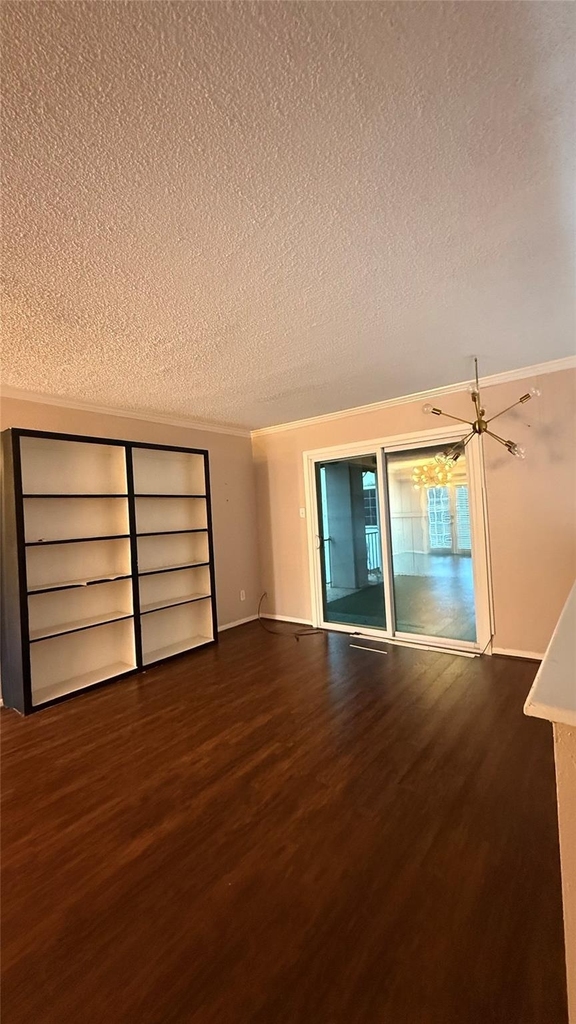 2744 Briarhurst Drive - Photo 6