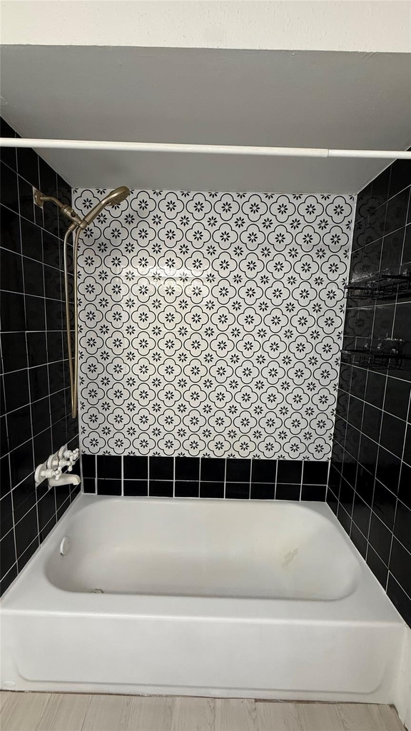 2744 Briarhurst Drive - Photo 12