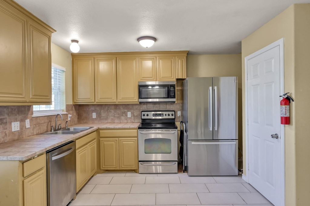 125 Pine Street - Photo 21