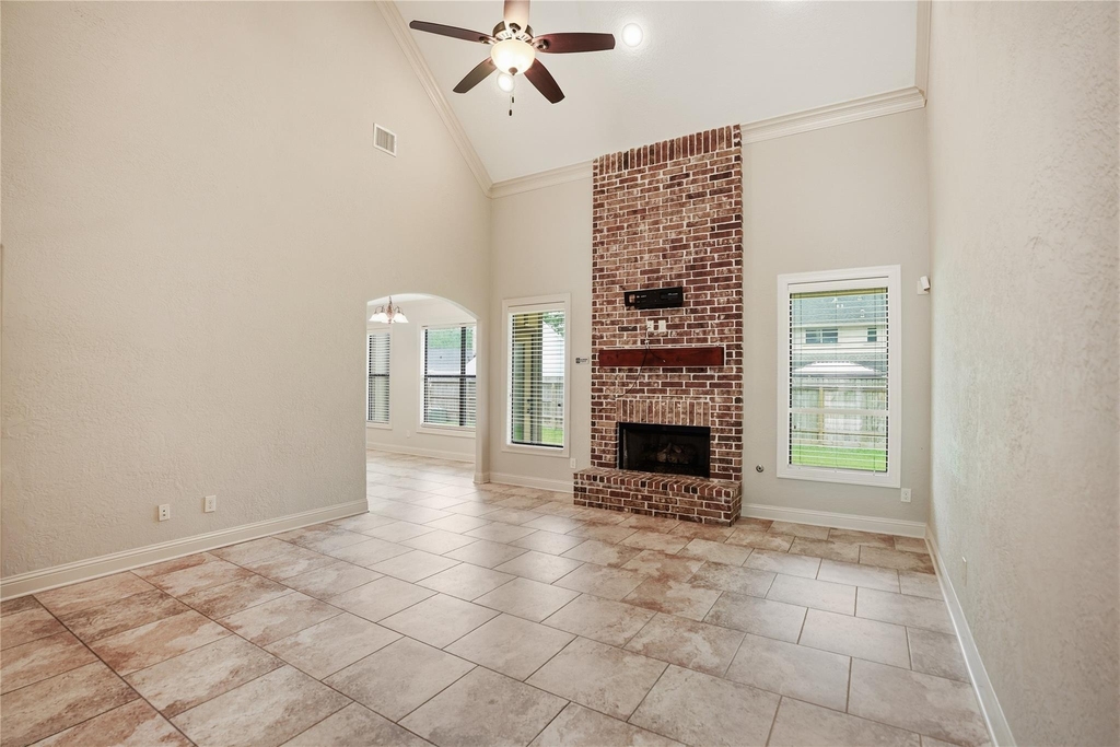536 Stephen F Austin Drive - Photo 9