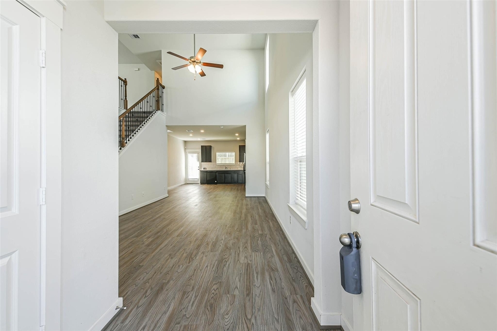 16911 Lagos Lane - Photo 8